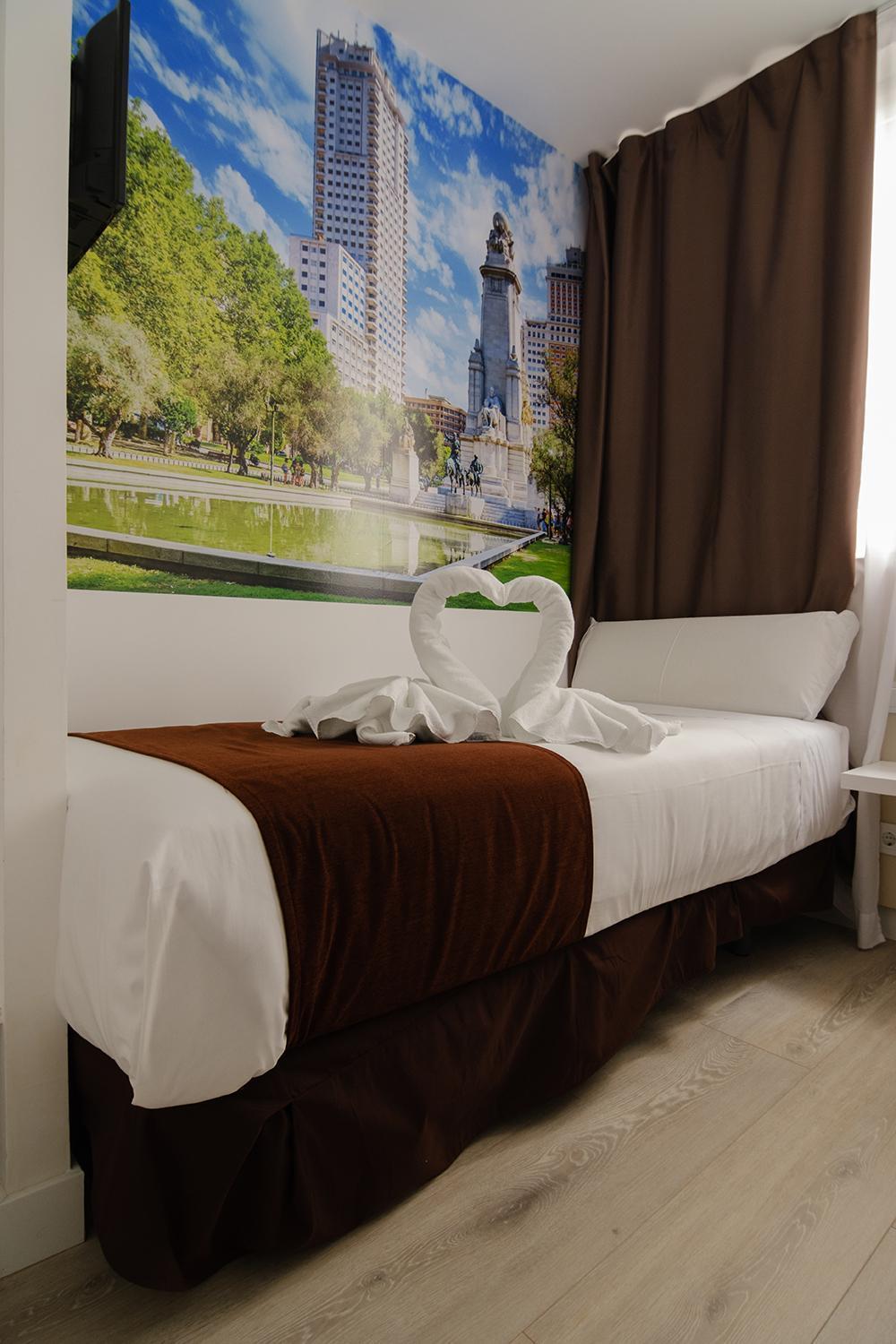 Hotel Bestprice Alegria Madrid Exteriér fotografie