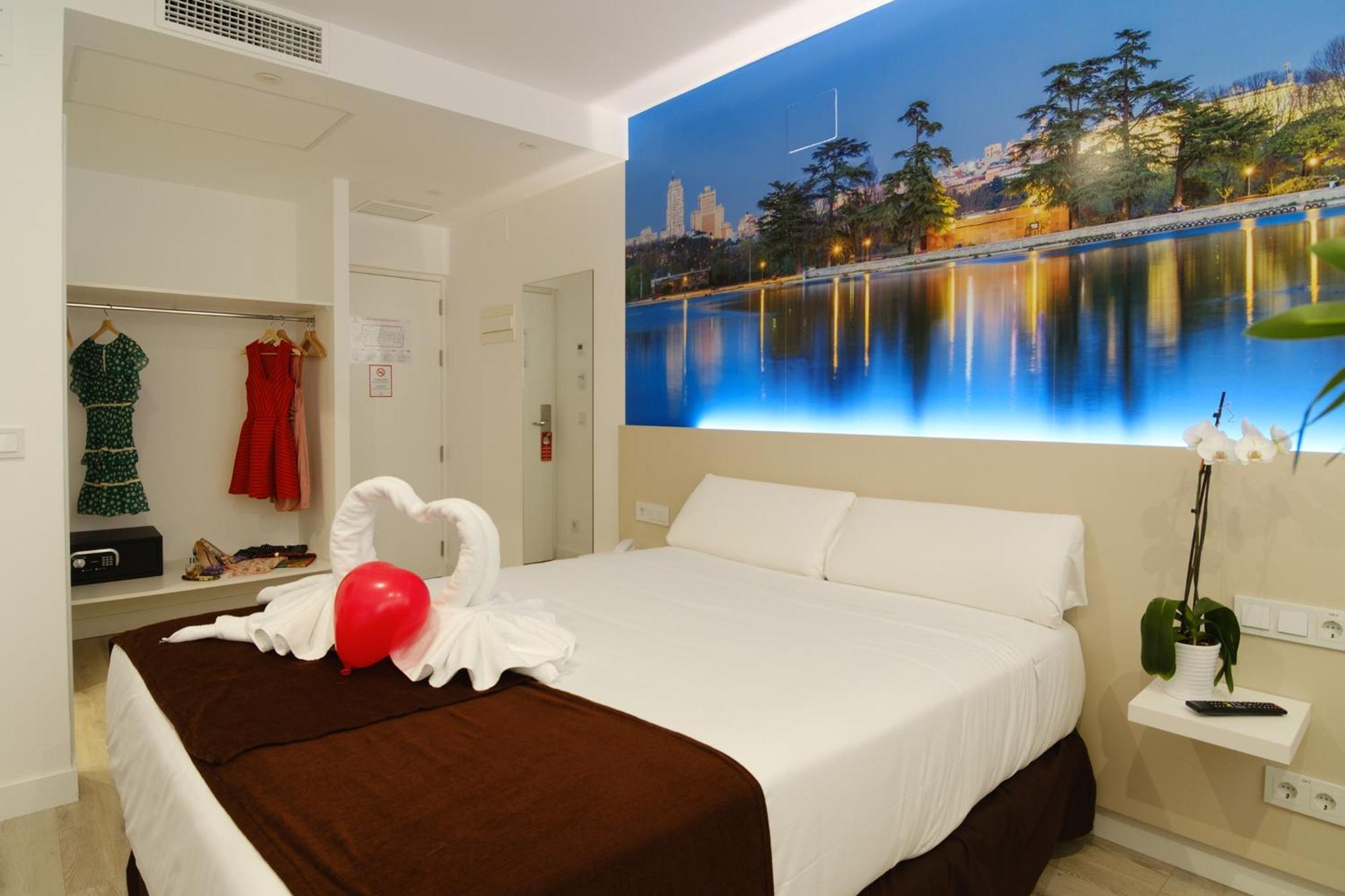 Hotel Bestprice Alegria Madrid Exteriér fotografie