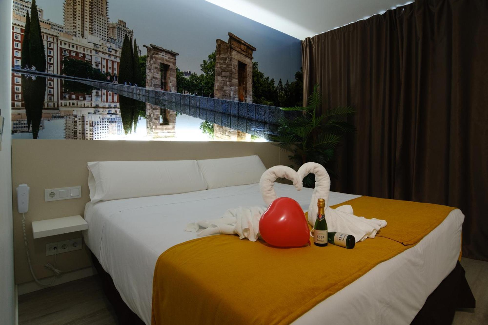 Hotel Bestprice Alegria Madrid Exteriér fotografie